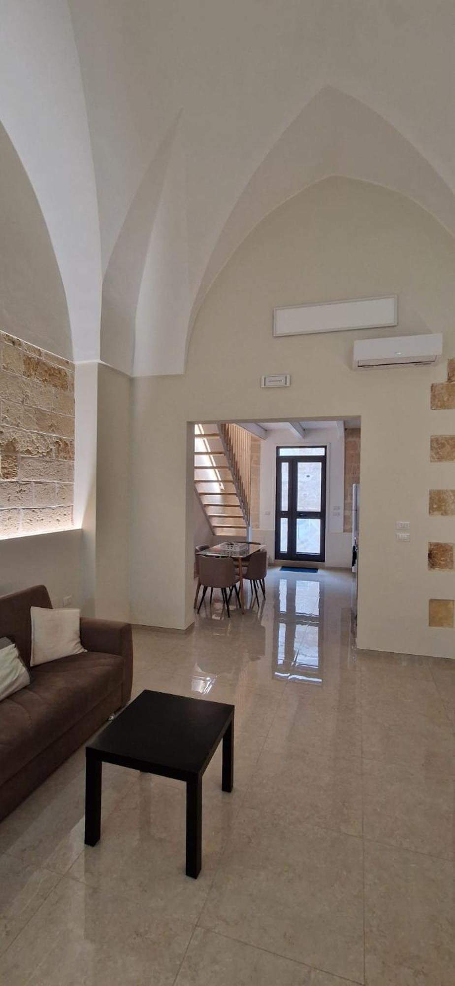 Xenia Boutique Apartment Trepuzzi Exterior photo
